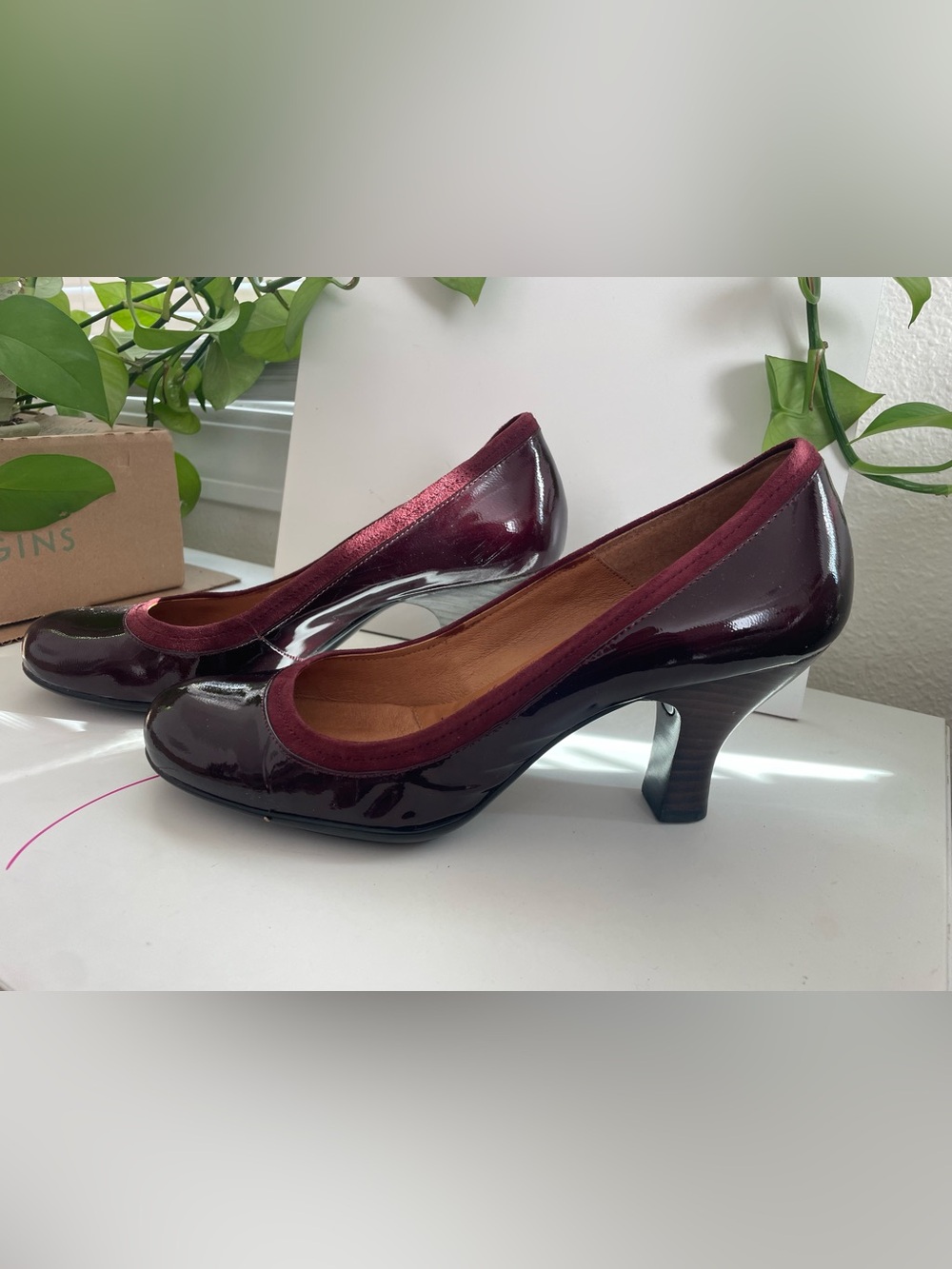 Söfft Burgundy Patent Leather Heels Size 10 Gothic Corporate Chic NWOT